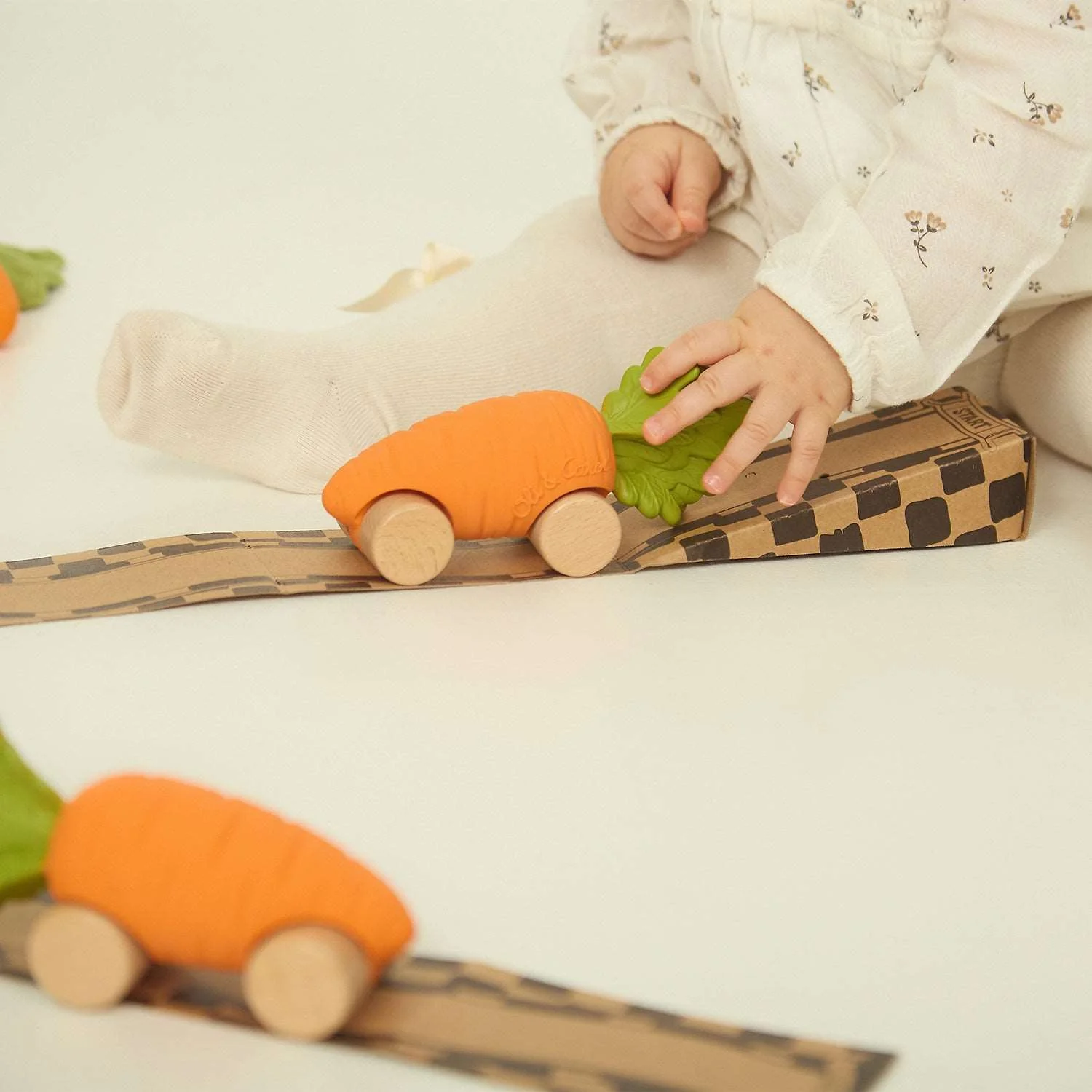 Cathy The Carrot Baby Car Toy - Image 6