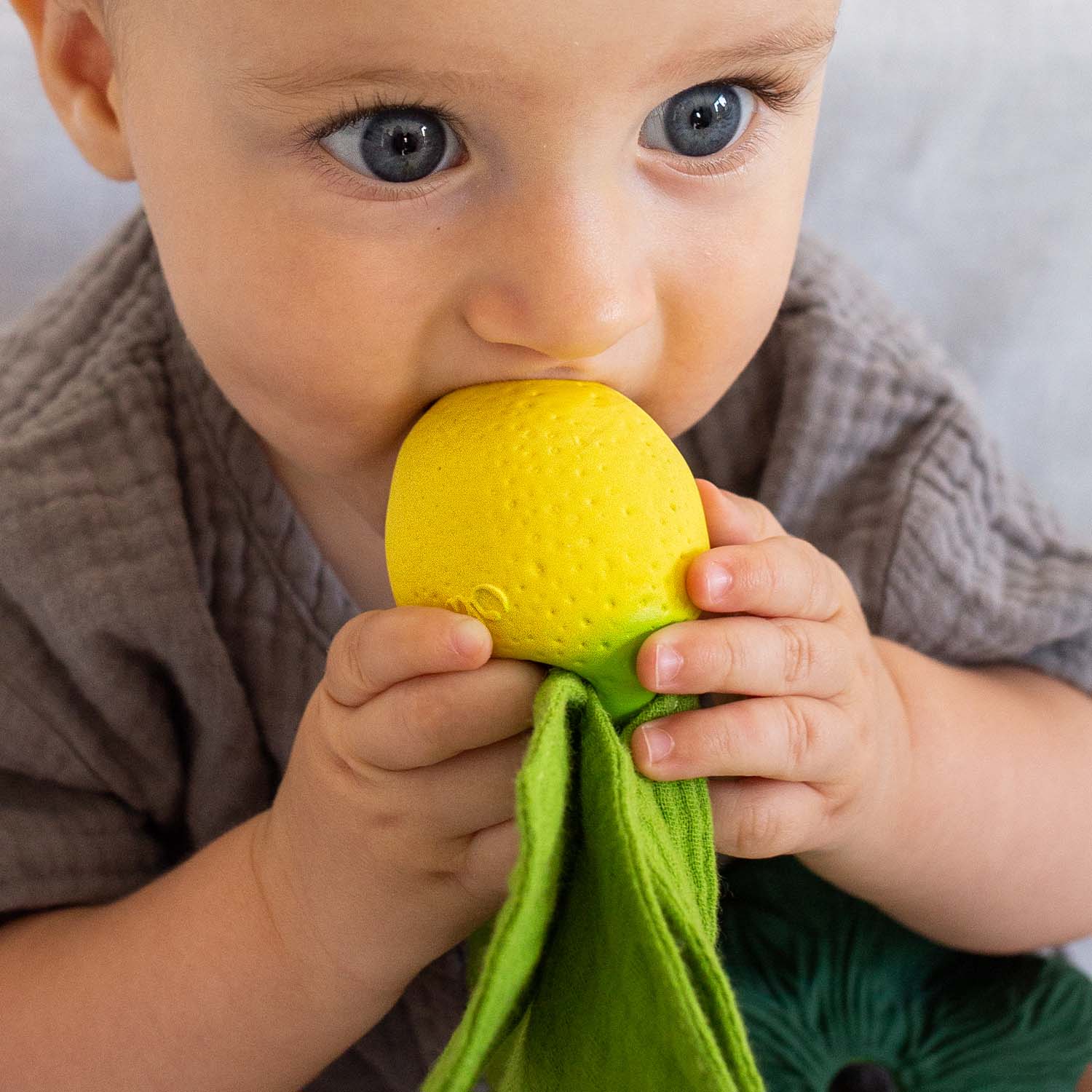 Lou the Lemon Mini Doudou-Teether - Image 2