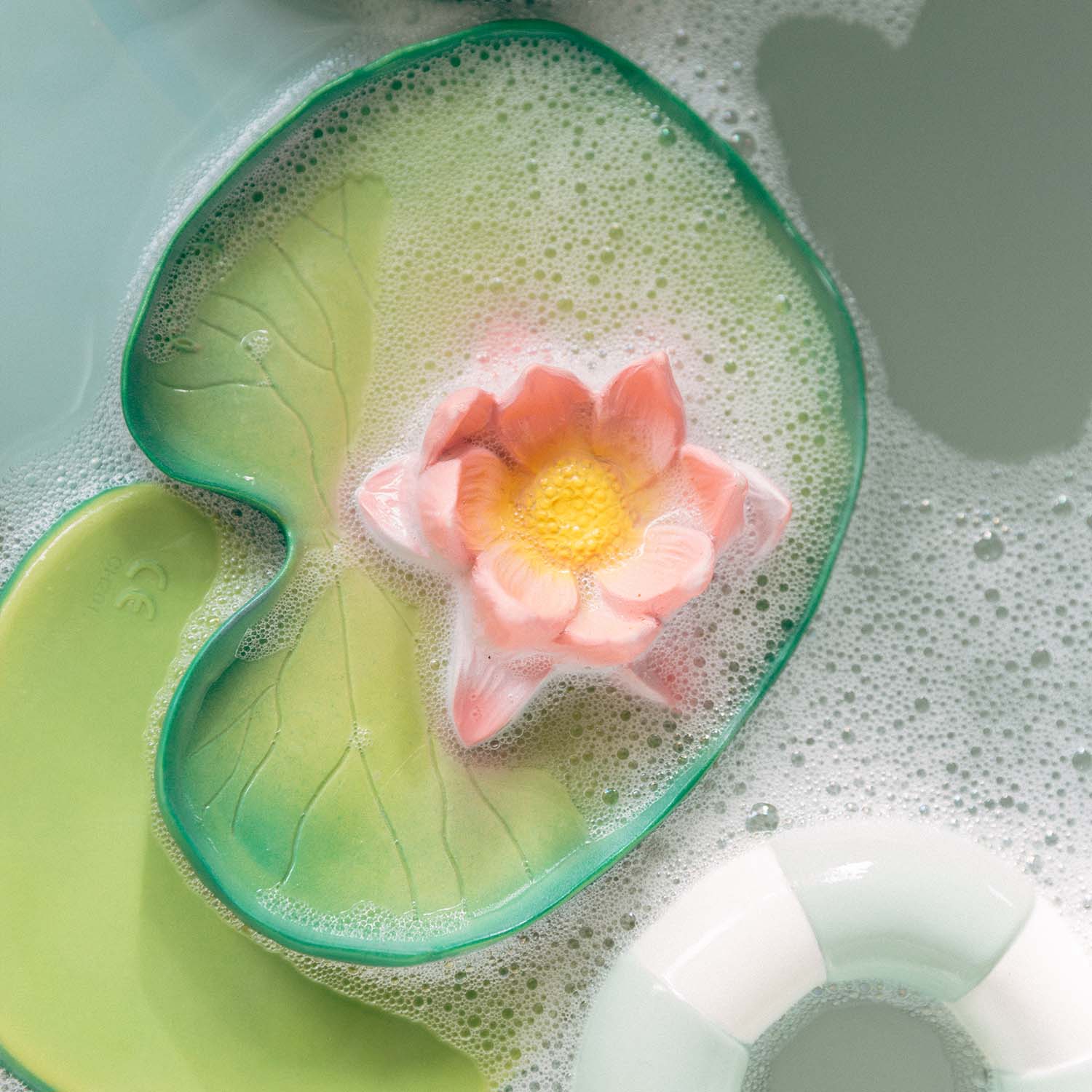 Water Lily Bath Toy - Image 5